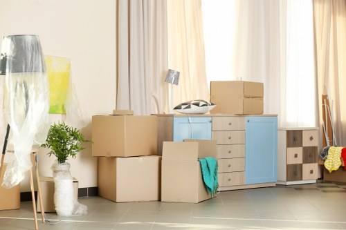 Local man and van service helping with a Notting Hill flat move