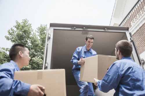 Preparation checklist for a house move in Notting Hill