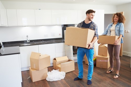 Van transport for residential and commercial moves around Notting Hill