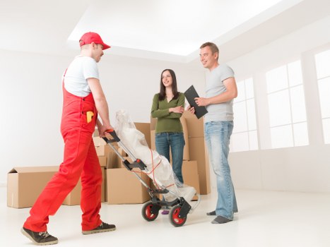 Reliable moving company assisting a Notting Hill relocation
